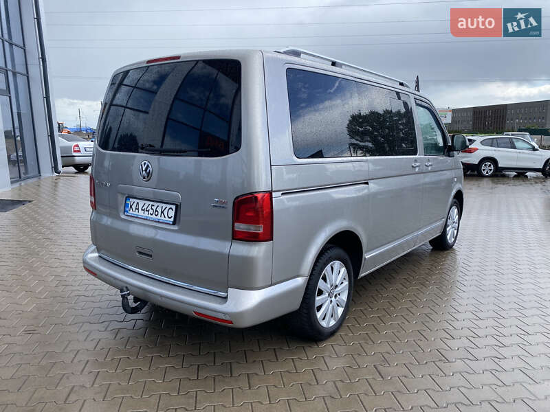 Минивэн Volkswagen Multivan 2012 в Киеве