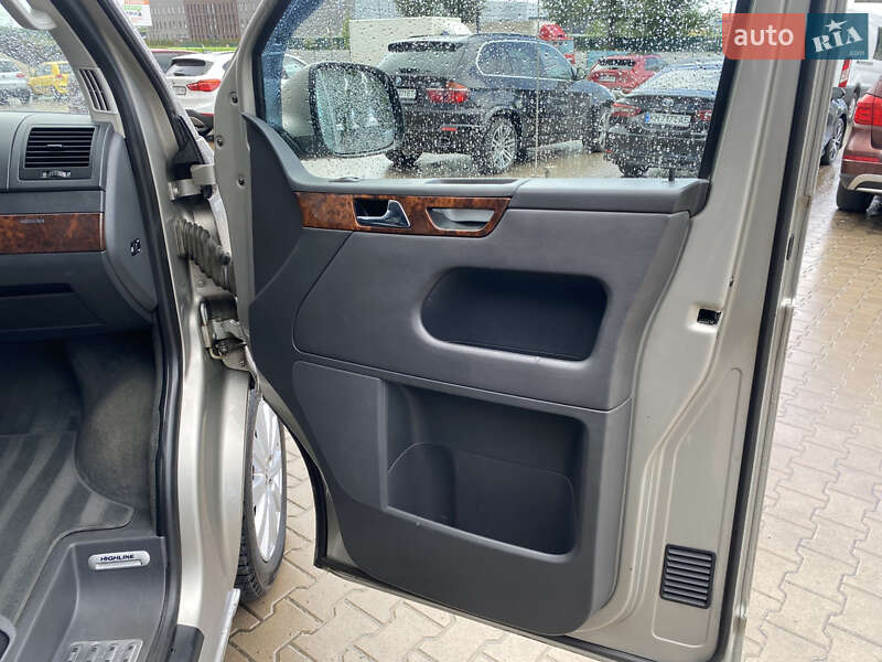 Минивэн Volkswagen Multivan 2012 в Киеве