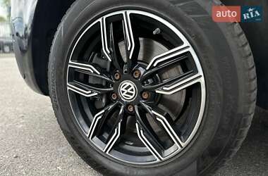 Мінівен Volkswagen Multivan 2020 в 