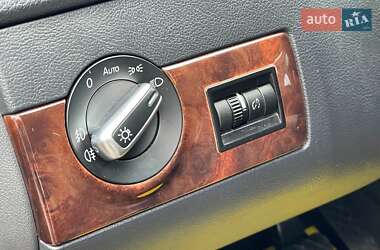 Минивэн Volkswagen Multivan 2013 в 