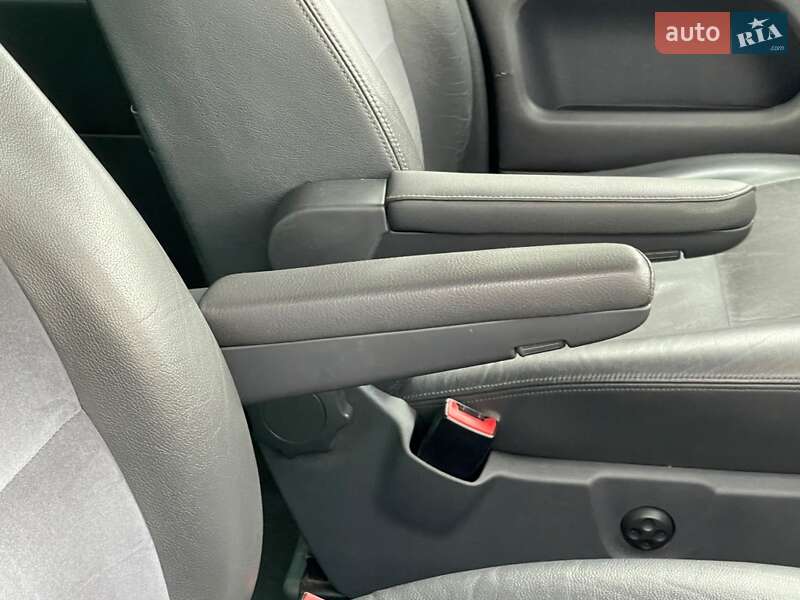 Мінівен Volkswagen Multivan 2013 в Києві
