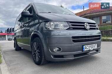 Мінівен Volkswagen Multivan 2011 в 