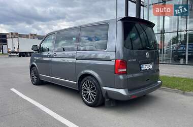 Мінівен Volkswagen Multivan 2011 в 