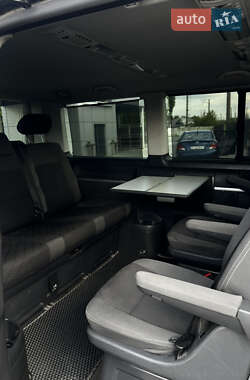 Мінівен Volkswagen Multivan 2010 в 