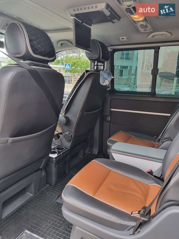 Минивэн Volkswagen Multivan 2011 в Харькове