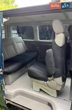 Мінівен Volkswagen Multivan 2001 в 