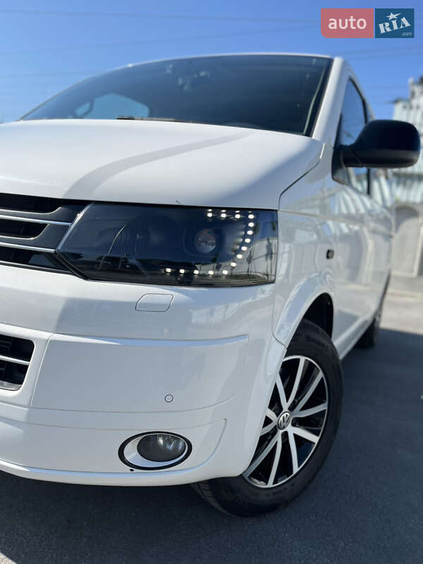 Мінівен Volkswagen Multivan 2013 в Білій Церкві