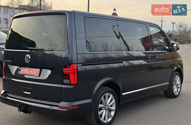 Минивэн Volkswagen Multivan 2020 в 