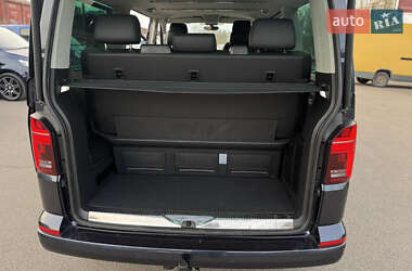 Минивэн Volkswagen Multivan 2020 в 