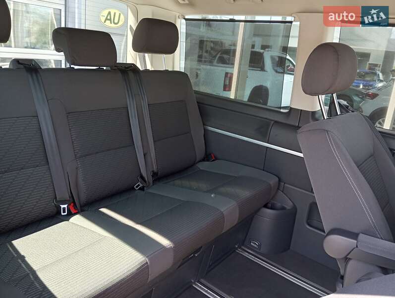 Минивэн Volkswagen Multivan 2011 в Киеве