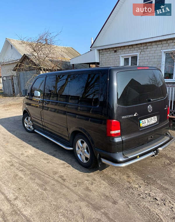 Минивэн Volkswagen Multivan 2008 в Киеве
