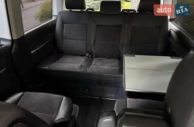 Минивэн Volkswagen Multivan 2012 в 