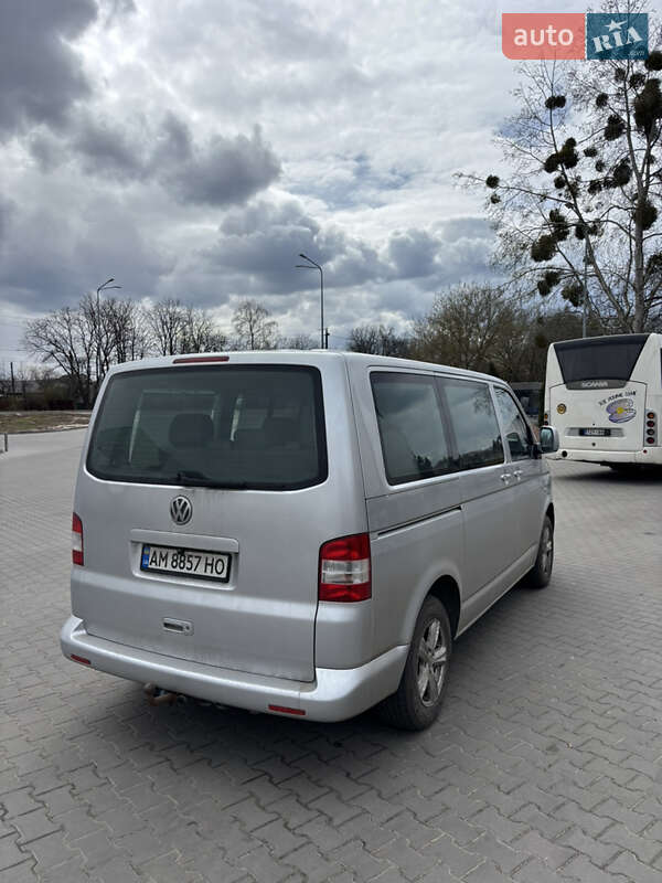 Минивэн Volkswagen Multivan 2005 в Житомире