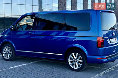 Минивэн Volkswagen Multivan 2020 в 