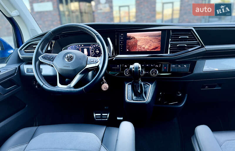 Мінівен Volkswagen Multivan 2020 в Чернівцях
