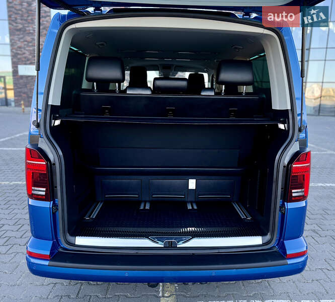 Мінівен Volkswagen Multivan 2020 в Чернівцях