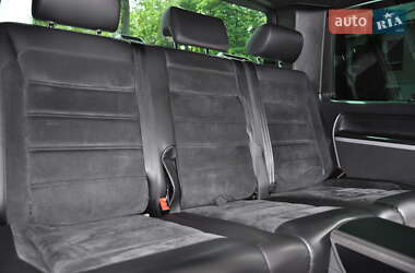Минивэн Volkswagen Multivan 2015 в 