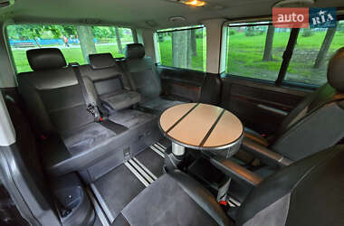 Минивэн Volkswagen Multivan 2010 в 