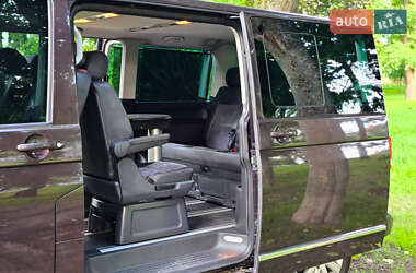 Минивэн Volkswagen Multivan 2010 в 