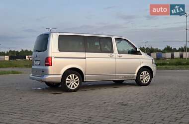 Минивэн Volkswagen Multivan 2012 в 