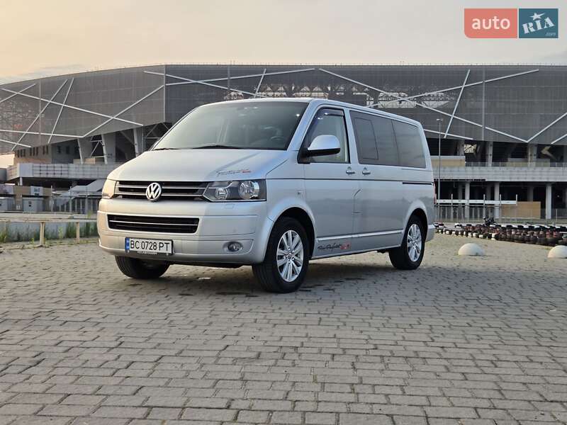 Volkswagen Multivan 2012