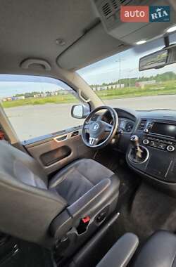 Минивэн Volkswagen Multivan 2012 в 