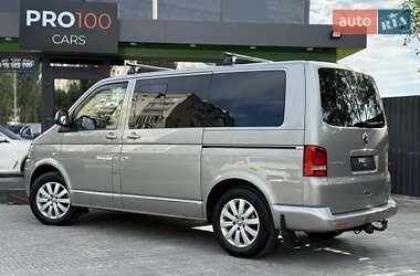 Минивэн Volkswagen Multivan 2011 в 