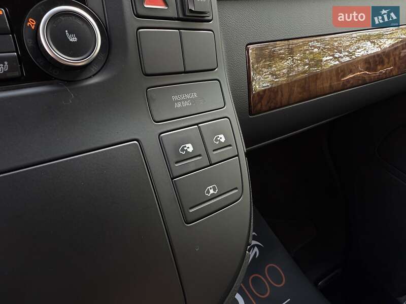 Мінівен Volkswagen Multivan 2011 в Києві