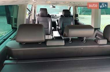 Мінівен Volkswagen Multivan 2012 в 