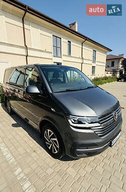 Мінівен Volkswagen Multivan 2024 в 