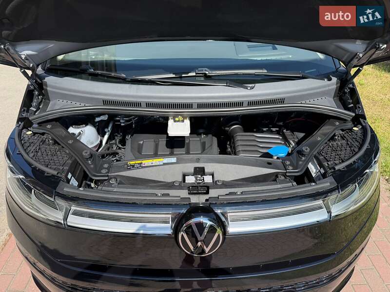 Минивэн Volkswagen Multivan 2023 в Черкассах