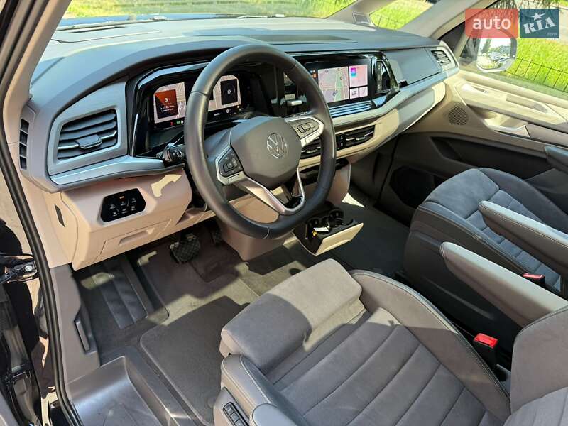 Минивэн Volkswagen Multivan 2023 в Черкассах