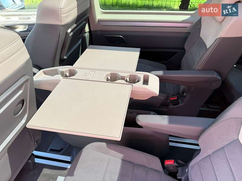 Минивэн Volkswagen Multivan 2023 в Черкассах