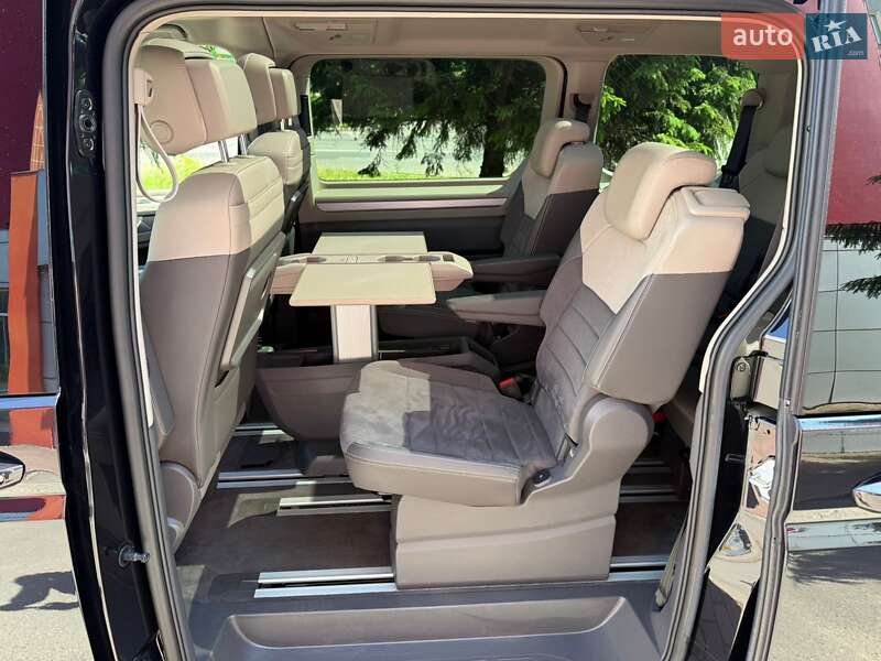 Минивэн Volkswagen Multivan 2023 в Черкассах