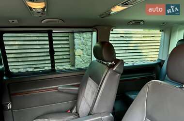Минивэн Volkswagen Multivan 2009 в 