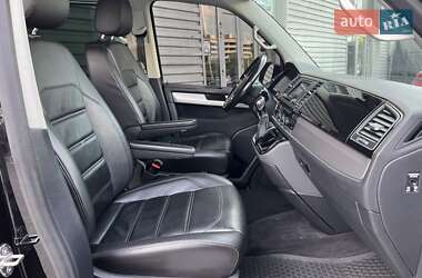 Минивэн Volkswagen Multivan 2016 в 