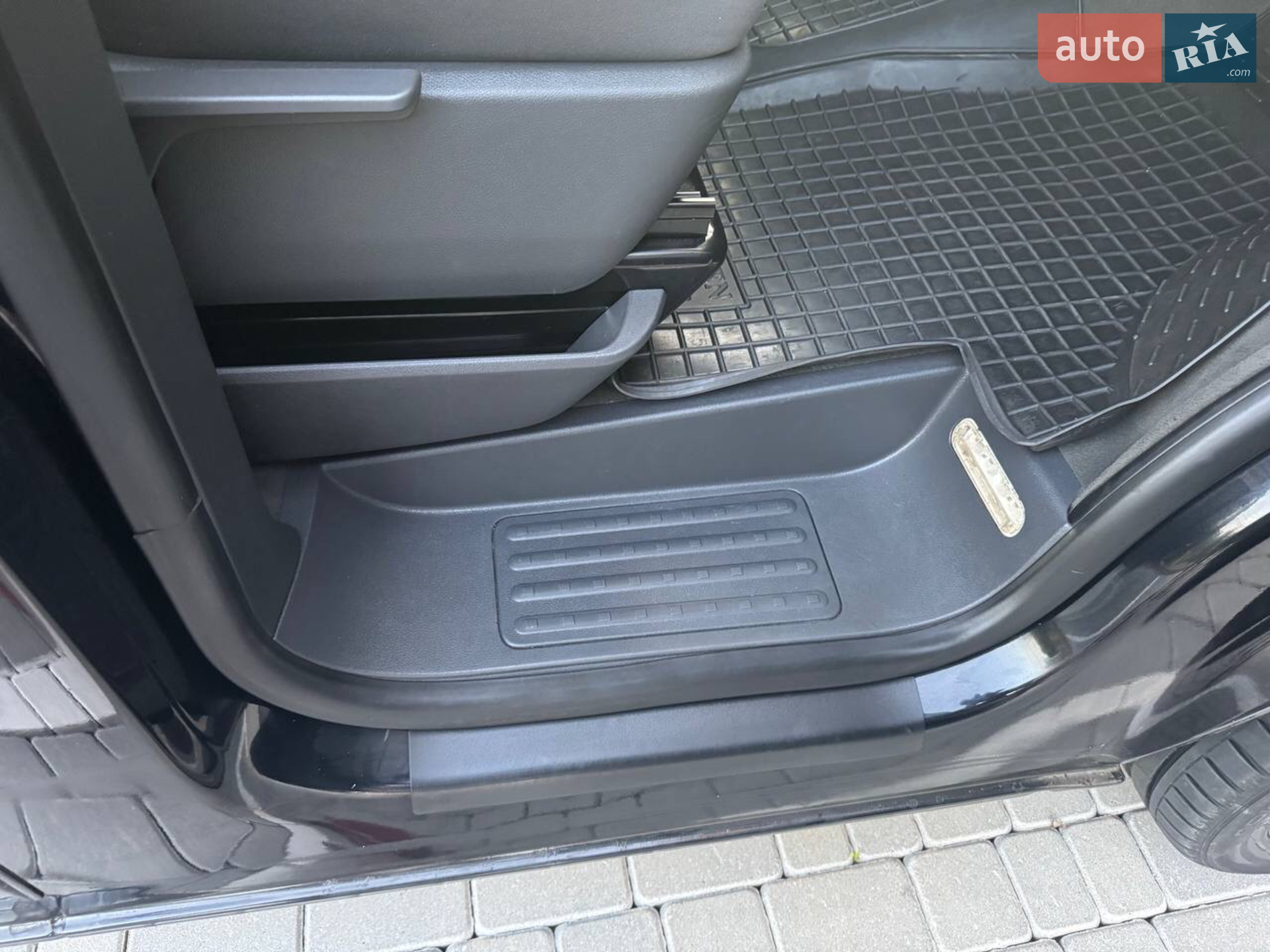 2010 Volkswagen Multivan - мініатюра 17