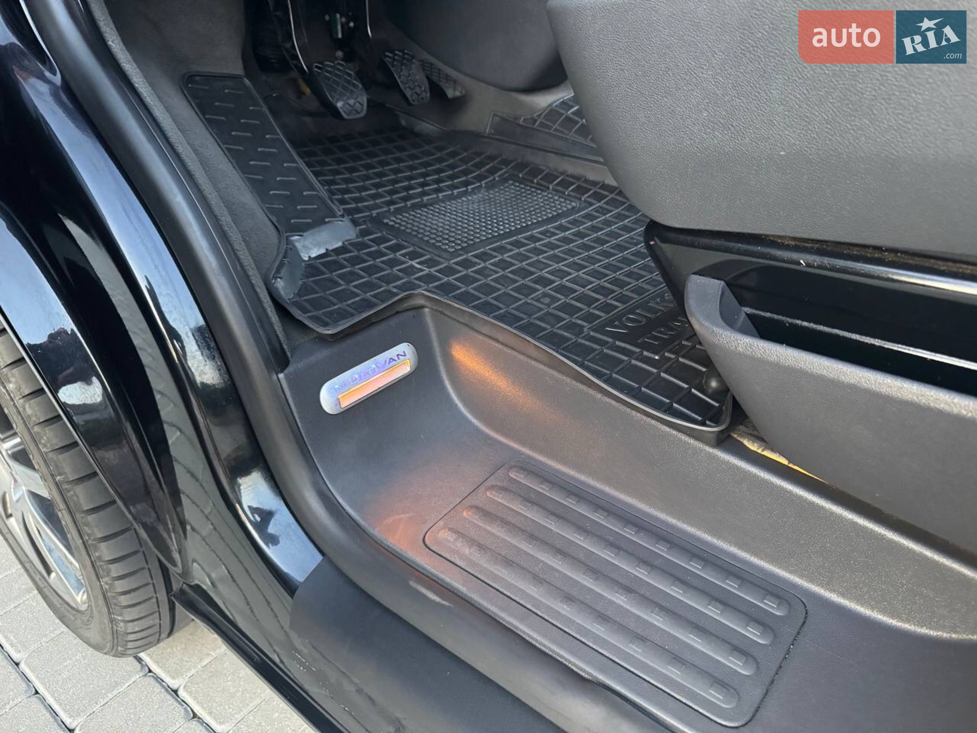 2010 Volkswagen Multivan - мініатюра 47