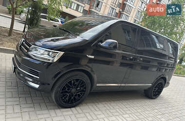 Минивэн Volkswagen Multivan 2016 в Днепре
