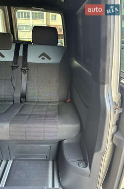 Минивэн Volkswagen Multivan 2006 в 