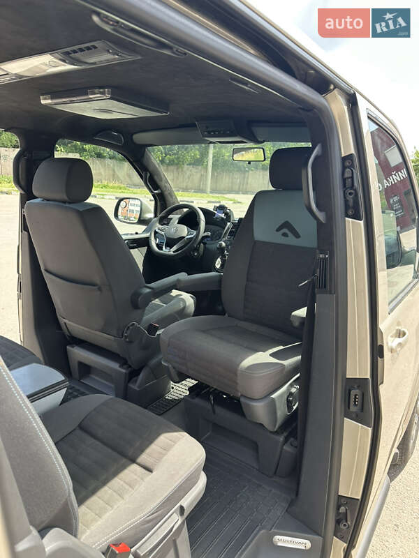 Минивэн Volkswagen Multivan 2006 в Харькове