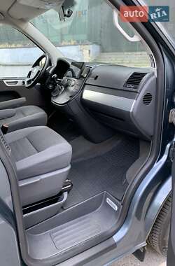 Минивэн Volkswagen Multivan 2008 в 