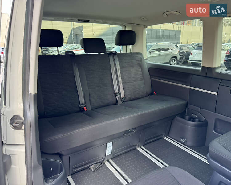 Мінівен Volkswagen Multivan 2020 в Києві
