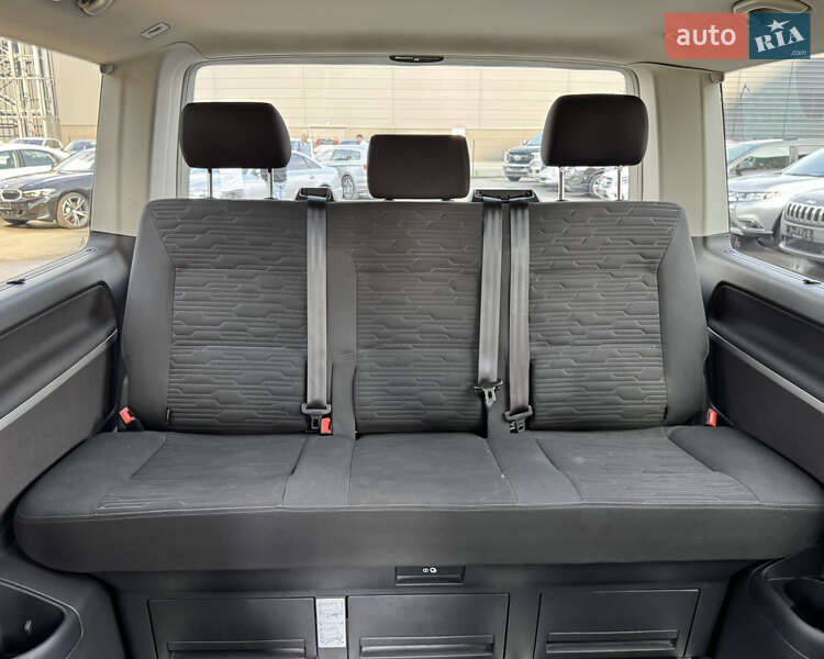 Мінівен Volkswagen Multivan 2020 в Києві
