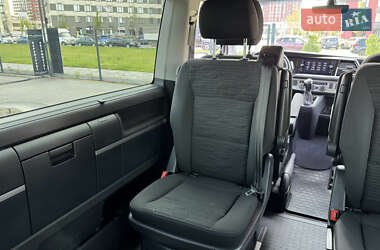 Минивэн Volkswagen Multivan 2020 в 