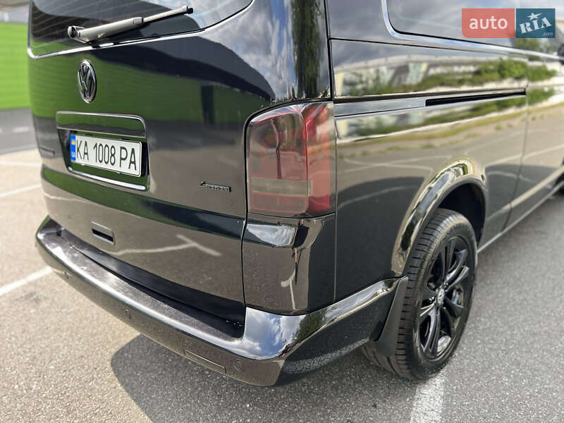 Минивэн Volkswagen Multivan 2010 в Киеве