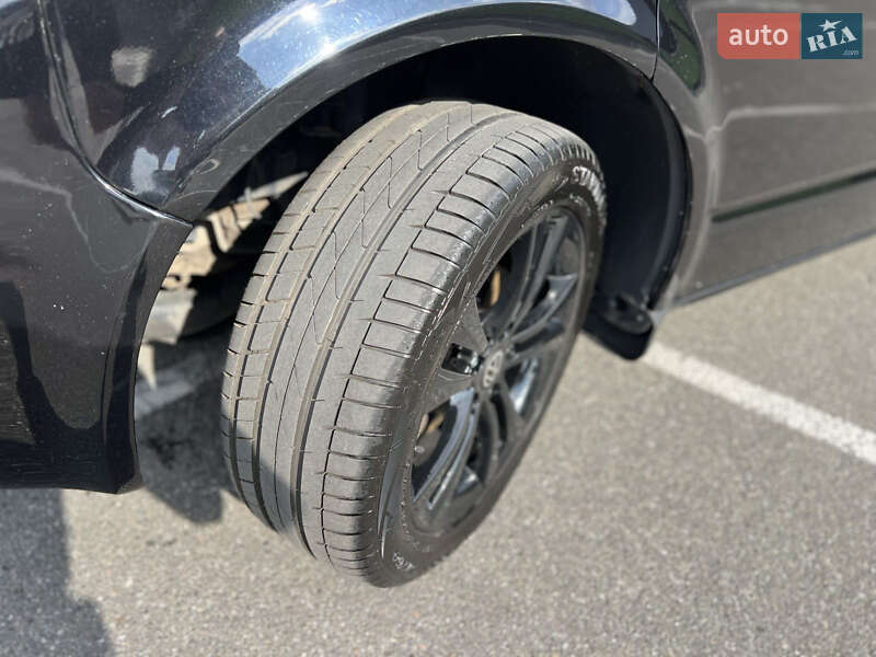 Минивэн Volkswagen Multivan 2010 в Киеве