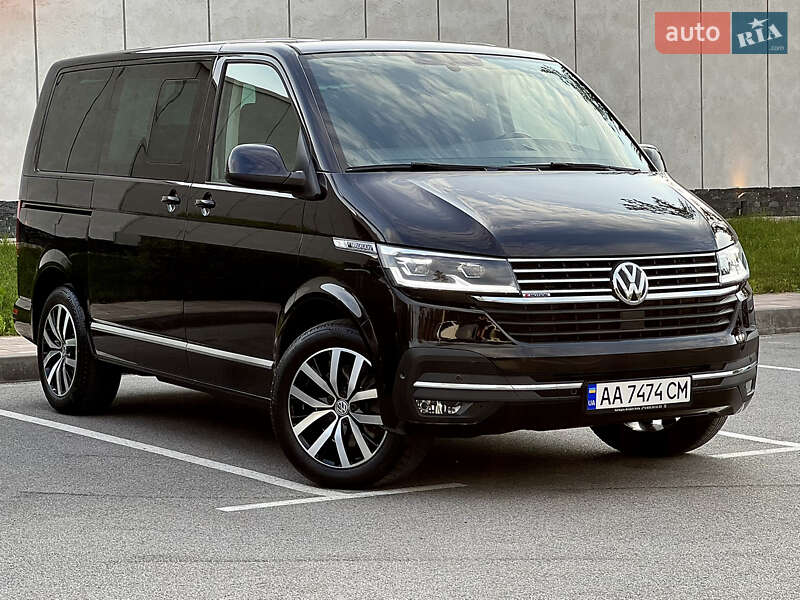 Минивэн Volkswagen Multivan 2020 в Киеве