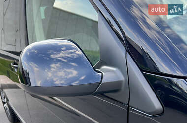 Минивэн Volkswagen Multivan 2020 в 