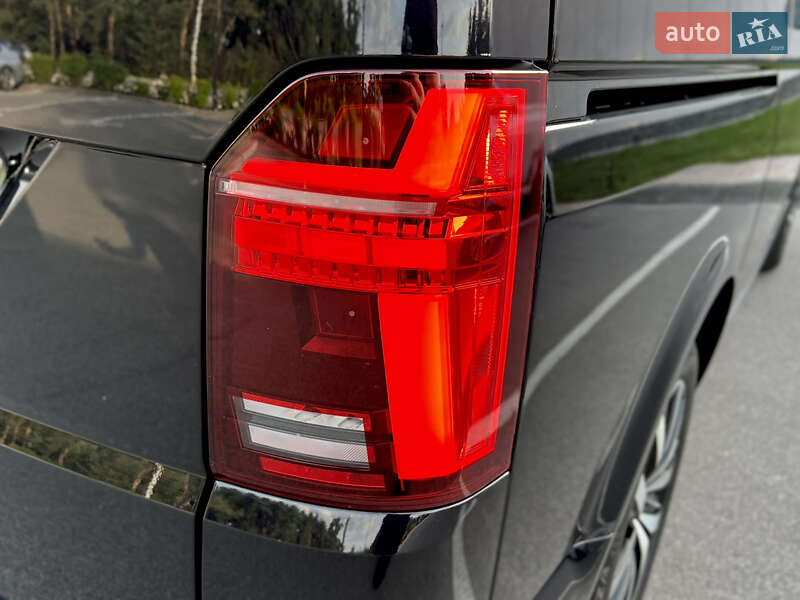 Минивэн Volkswagen Multivan 2020 в Киеве